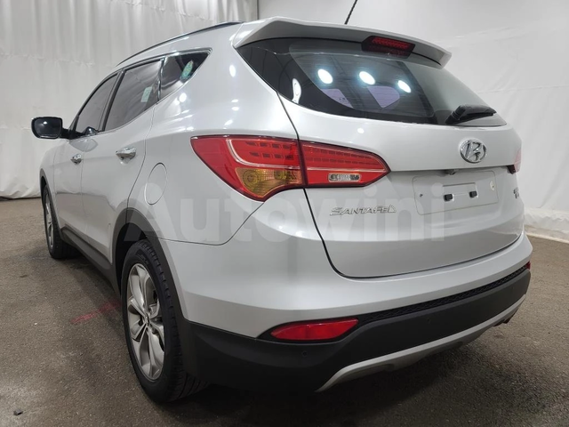 Hyundai Santa fe - автомобили, коли, обяви за нови и употребявани 5