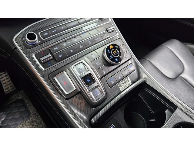 Hyundai Santa fe 2.2 4WD PRESTIGE autogeorge.com - автомобили, коли, обяви за нови и употребявани 8