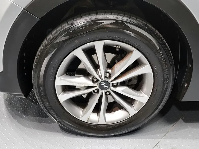 Hyundai Santa fe 2.0 4Wd Premium - автомобили, коли, обяви за нови и употребявани 4