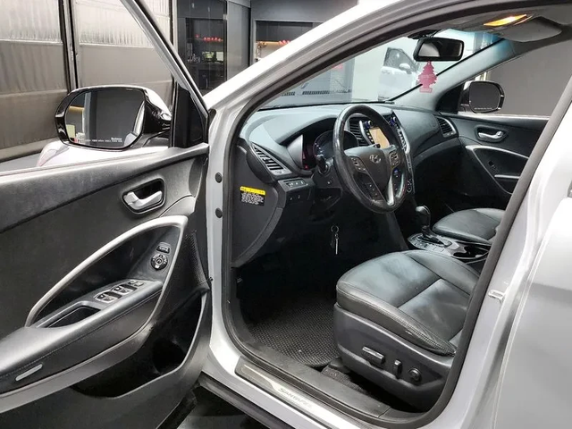 Hyundai Santa fe 2.0 4Wd Premium - автомобили, коли, обяви за нови и употребявани 9