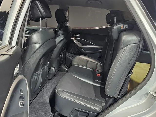 Hyundai Santa fe 2.2 4Wd Exclusive Special - автомобили, коли, обяви за нови и употребявани 11