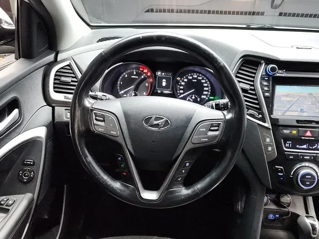 Hyundai Santa fe Diesel 2.0 4Wd Premium - автомобили, коли, обяви за нови и употребявани 12