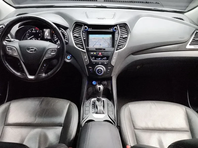 Hyundai Santa fe Diesel 2.0 4Wd Premium - автомобили, коли, обяви за нови и употребявани 6