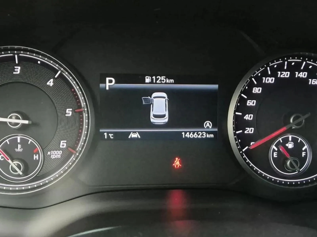 Hyundai Santa fe Santa Fe Diesel 2.2 2Wd Premium - автомобили, коли, обяви за нови и употребявани 4