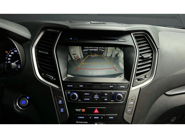 Hyundai Santa fe Diesel 2.0 2Wd - автомобили, коли, обяви за нови и употребявани 12