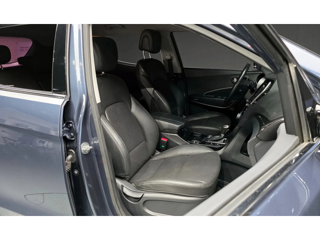 Hyundai Santa fe Diesel 2.0 2Wd - автомобили, коли, обяви за нови и употребявани 8