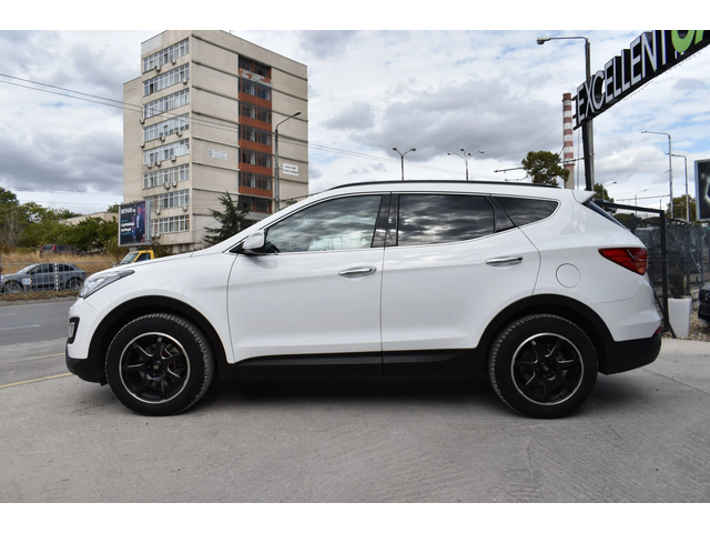 Hyundai Santa fe SWISS* 2.2CRDI 16V* 6+ 1 - автомобили, коли, обяви за нови и употребявани 1