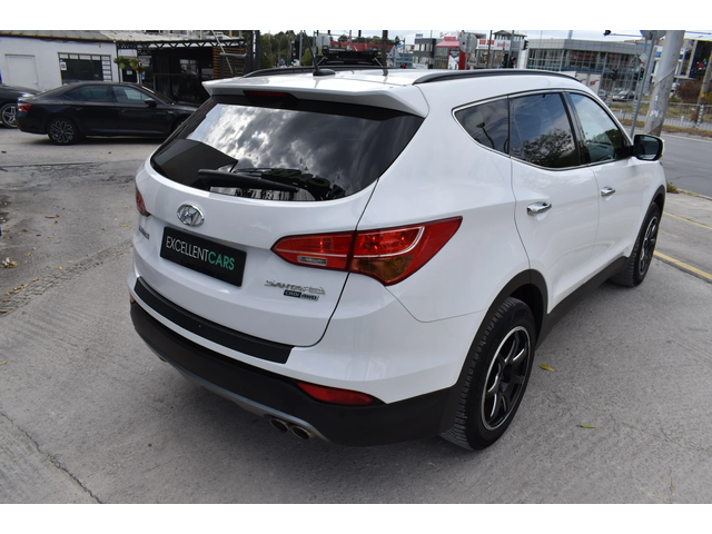Hyundai Santa fe SWISS* 2.2CRDI 16V* 6+ 1 - автомобили, коли, обяви за нови и употребявани 3