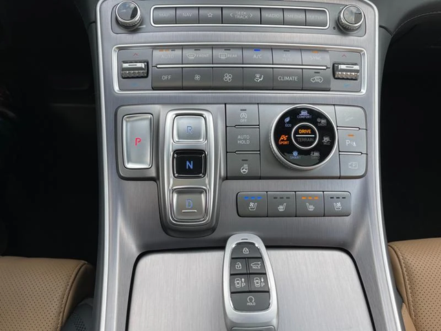 Hyundai Santa fe 2.2CRDI/6+ 1/модел 2021г. - автомобили, коли, обяви за нови и употребявани 12