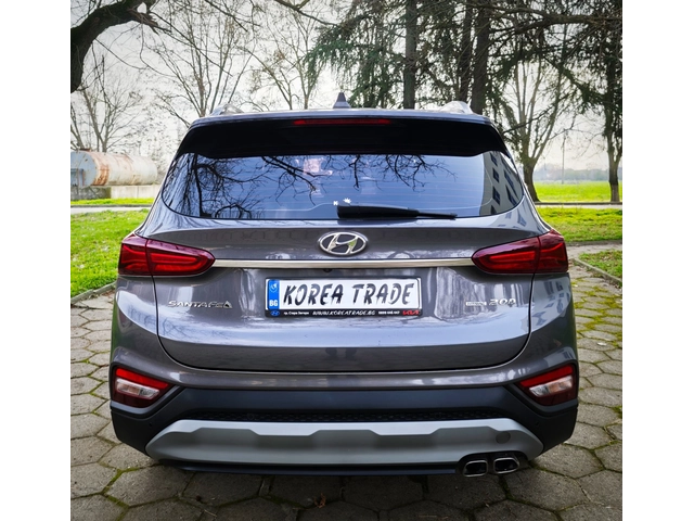 Hyundai Santa fe 2.0 CRDI 4x4 - автомобили, коли, обяви за нови и употребявани 4