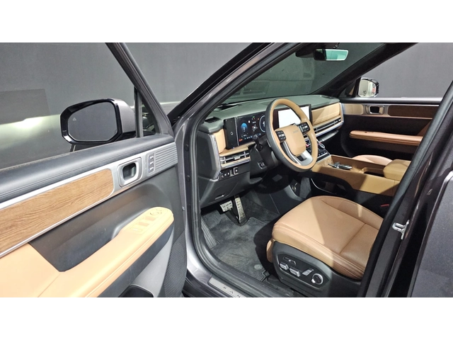 Hyundai Santa fe 2.5T 4WD Calligraphy | 360  Camera | HUD | Massage - автомобили, коли, обяви за нови и употребявани 8