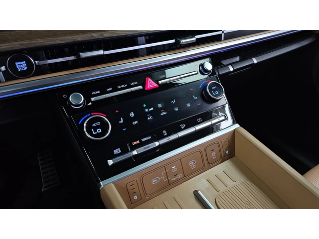 Hyundai Santa fe 2.5T 4WD Calligraphy| HUD| 360 | Massage| Ventilat - автомобили, коли, обяви за нови и употребявани 16