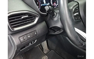 Hyundai Santa fe 2.2 2WD Premium - автомобили, коли, обяви за нови и употребявани 14