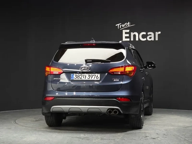 Hyundai Santa fe 2.2 CRDI 4WD - САМО 30% АВАНС - автомобили, коли, обяви за нови и употребявани 3