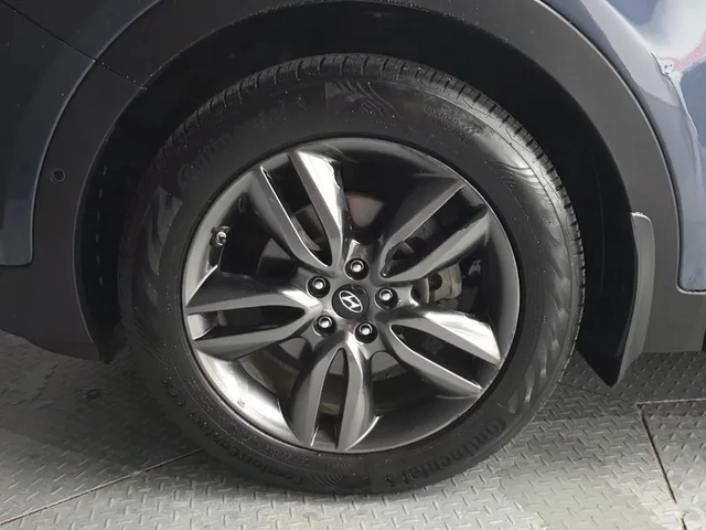 Hyundai Santa fe 2.2 CRDI 4WD - САМО 30% АВАНС - автомобили, коли, обяви за нови и употребявани 4