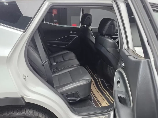Hyundai Santa fe 2.2 4Wd Exclusive Special - САМО 30% АВАНС! - автомобили, коли, обяви за нови и употребявани 11