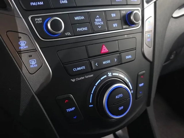 Hyundai Santa fe 2.2 4WD - автомобили, коли, обяви за нови и употребявани 15