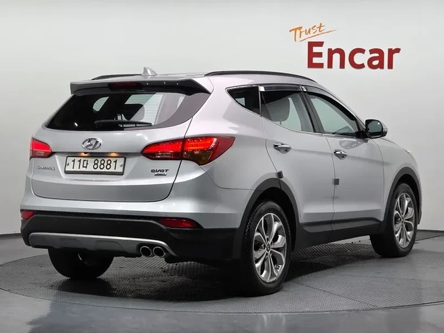Hyundai Santa fe 2.2 4WD - автомобили, коли, обяви за нови и употребявани 1