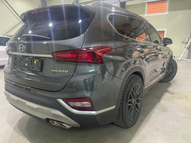 Hyundai Santa fe 2.2D ! 4WD ! Prestige ! - автомобили, коли, обяви за нови и употребявани 3