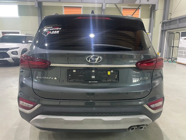 Hyundai Santa fe 2.2D ! 4WD ! Prestige ! - автомобили, коли, обяви за нови и употребявани 4