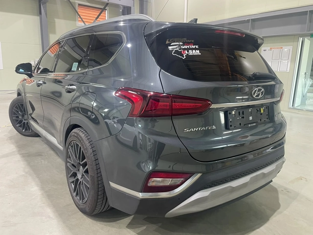 Hyundai Santa fe 2.2D ! 4WD ! Prestige ! - автомобили, коли, обяви за нови и употребявани 5