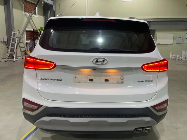 Hyundai Santa fe 2.2D ! 4WD ! Prestige ! - автомобили, коли, обяви за нови и употребявани 4