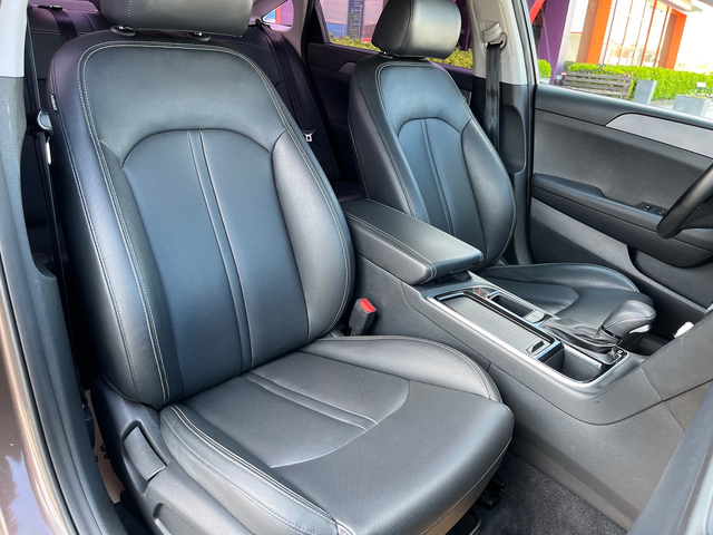 Hyundai Sonata - автомобили, коли, обяви за нови и употребявани 13