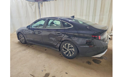 hyundai-sonata-2-0l-4-front-wheel-drive - 1
