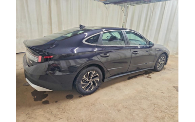 hyundai-sonata-2-0l-4-front-wheel-drive - 2