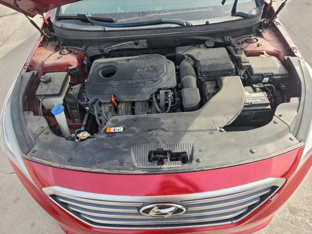 Hyundai Sonata 2.4L 4 Front-wheel Drive - автомобили, коли, обяви за нови и употребявани 10