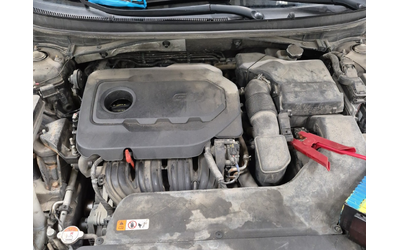 Hyundai Sonata 2.4L 4cyl Front Wheel Drive - автомобили, коли, обяви за нови и употребявани 15