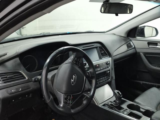 Hyundai Sonata 2.4L 4cyl Front Wheel Drive - автомобили, коли, обяви за нови и употребявани 9