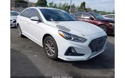 Hyundai Sonata 2.4L I-4 DI, DOHC, VVT, 185HP Front Wheel Drive - автомобили, коли, обяви за нови и употребявани 0