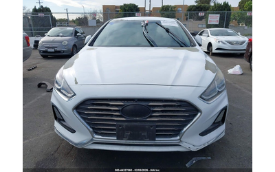 Hyundai Sonata 2.4L I-4 DI, DOHC, VVT, 185HP Front Wheel Drive - автомобили, коли, обяви за нови и употребявани 5