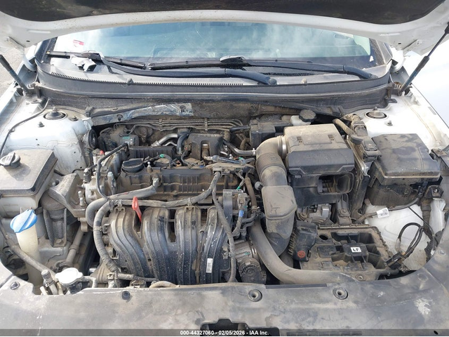 Hyundai Sonata 2.4L I-4 DI, DOHC, VVT, 185HP Front Wheel Drive - автомобили, коли, обяви за нови и употребявани 9