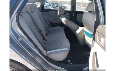 Hyundai Sonata 2.4L I-4 DI, DOHC, VVT, 185HP Front Wheel Drive - автомобили, коли, обяви за нови и употребявани 7