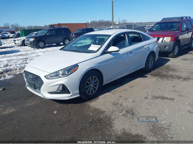 Hyundai Sonata 2.4L I-4 DI, DOHC, VVT, 185HP Front Wheel Drive - автомобили, коли, обяви за нови и употребявани 1