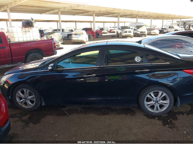 Hyundai Sonata 2.4L I-4 DI, DOHC, VVT, 190HP Front Wheel Drive - автомобили, коли, обяви за нови и употребявани 13