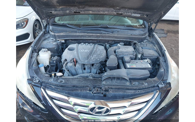 Hyundai Sonata 2.4L I-4 DI, DOHC, VVT, 190HP Front Wheel Drive - автомобили, коли, обяви за нови и употребявани 9