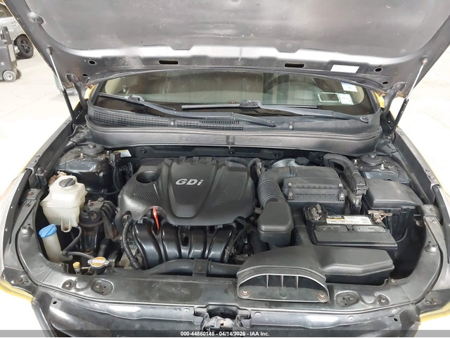 Hyundai Sonata 2.4L I-4 DI, DOHC, VVT, 190HP Front Wheel Drive - автомобили, коли, обяви за нови и употребявани 9