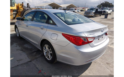 hyundai-sonata-2-4l-i-4-di-dohc-vvt-190hp-front-wheel-drive - 2