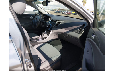 hyundai-sonata-2-4l-i-4-di-dohc-vvt-190hp-front-wheel-drive - 4