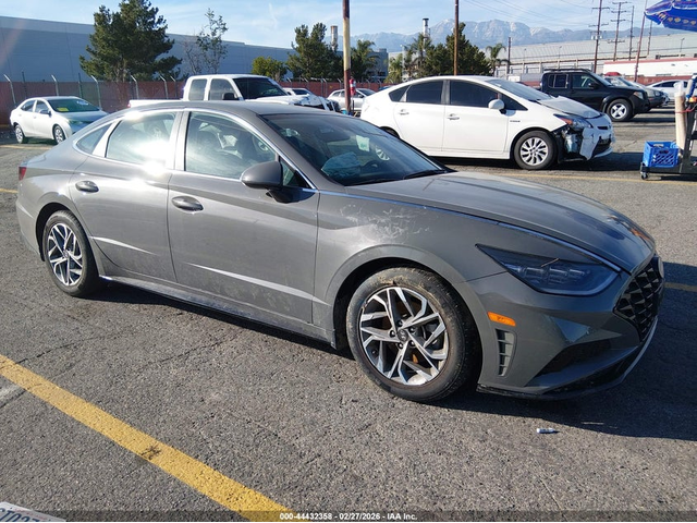 Hyundai Sonata 2.5L I-4 DI, DOHC, VVT, 191HP Front Wheel Drive - автомобили, коли, обяви за нови и употребявани 0