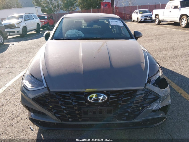 Hyundai Sonata 2.5L I-4 DI, DOHC, VVT, 191HP Front Wheel Drive - автомобили, коли, обяви за нови и употребявани 11