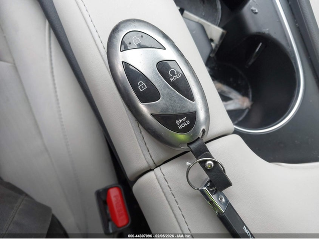 Hyundai Sonata 2.5L I-4 DI, DOHC, VVT, 191HP Front Wheel Drive - автомобили, коли, обяви за нови и употребявани 10