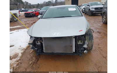 Hyundai Sonata 2.5L I-4 DI, DOHC, VVT, 191HP Front Wheel Drive - автомобили, коли, обяви за нови и употребявани 11