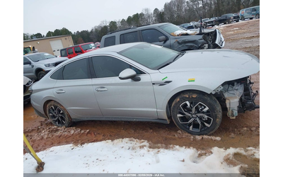 Hyundai Sonata 2.5L I-4 DI, DOHC, VVT, 191HP Front Wheel Drive - автомобили, коли, обяви за нови и употребявани 12