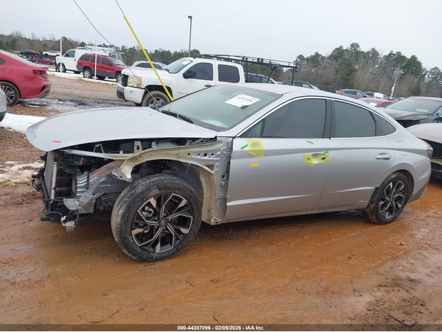 Hyundai Sonata 2.5L I-4 DI, DOHC, VVT, 191HP Front Wheel Drive - автомобили, коли, обяви за нови и употребявани 13
