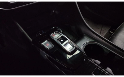 Hyundai Sonata - автомобили, коли, обяви за нови и употребявани 8