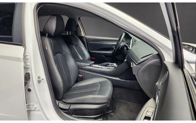 Hyundai Sonata - автомобили, коли, обяви за нови и употребявани 10